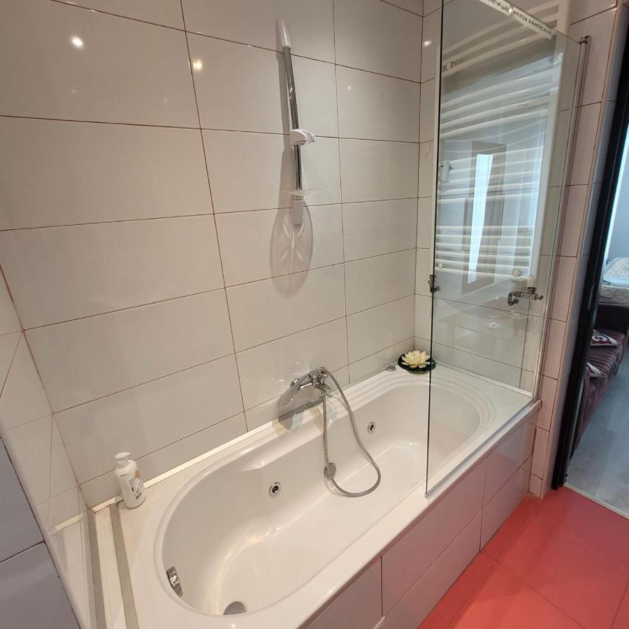 Anastasia Bratianu Apart 28B Beautiful View Self Check From 2 Pm Bukarest Exteriör bild